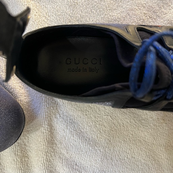 Gucci runway edition! Comes with box and all item inside. - Picture 6 of 6